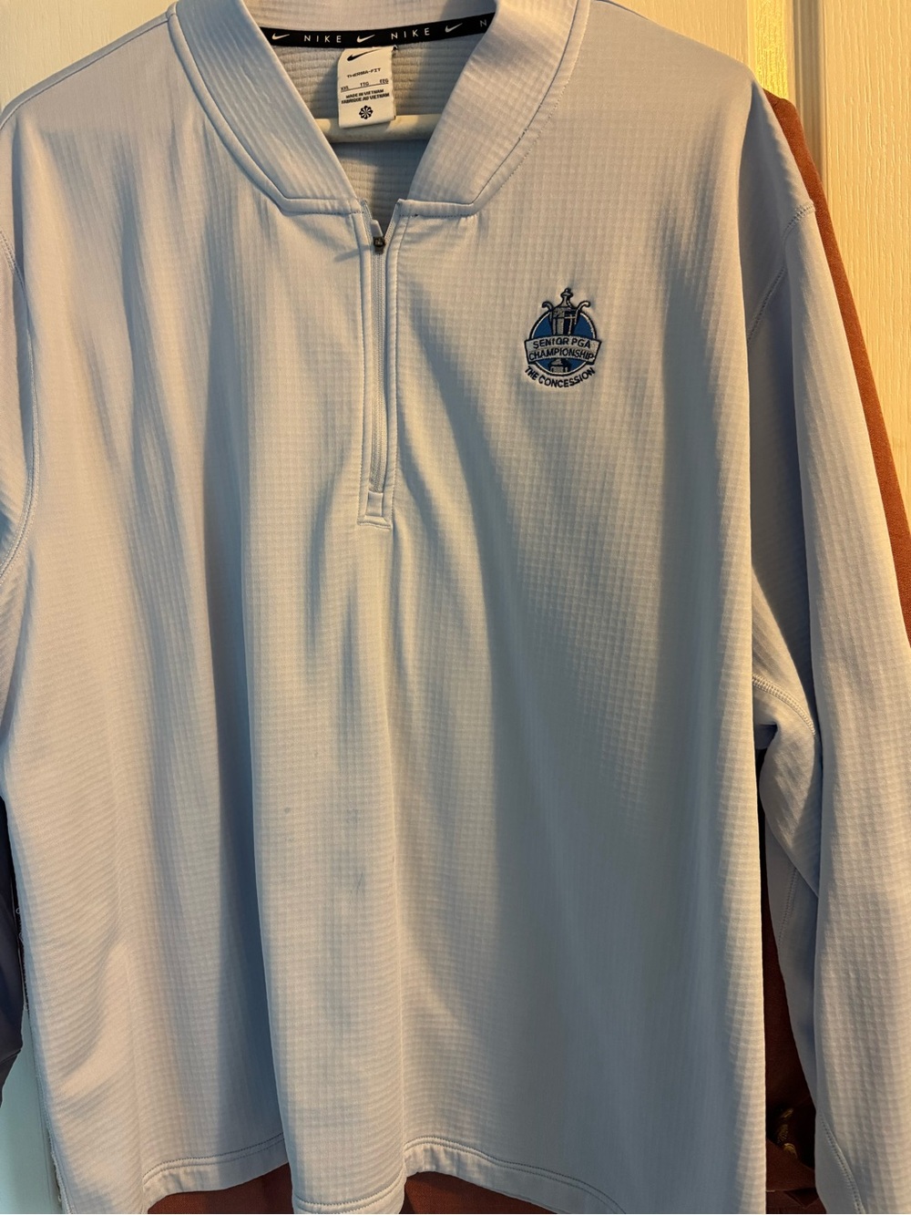 Nike Men’s Light Blue Half-Zip Performance Pullover